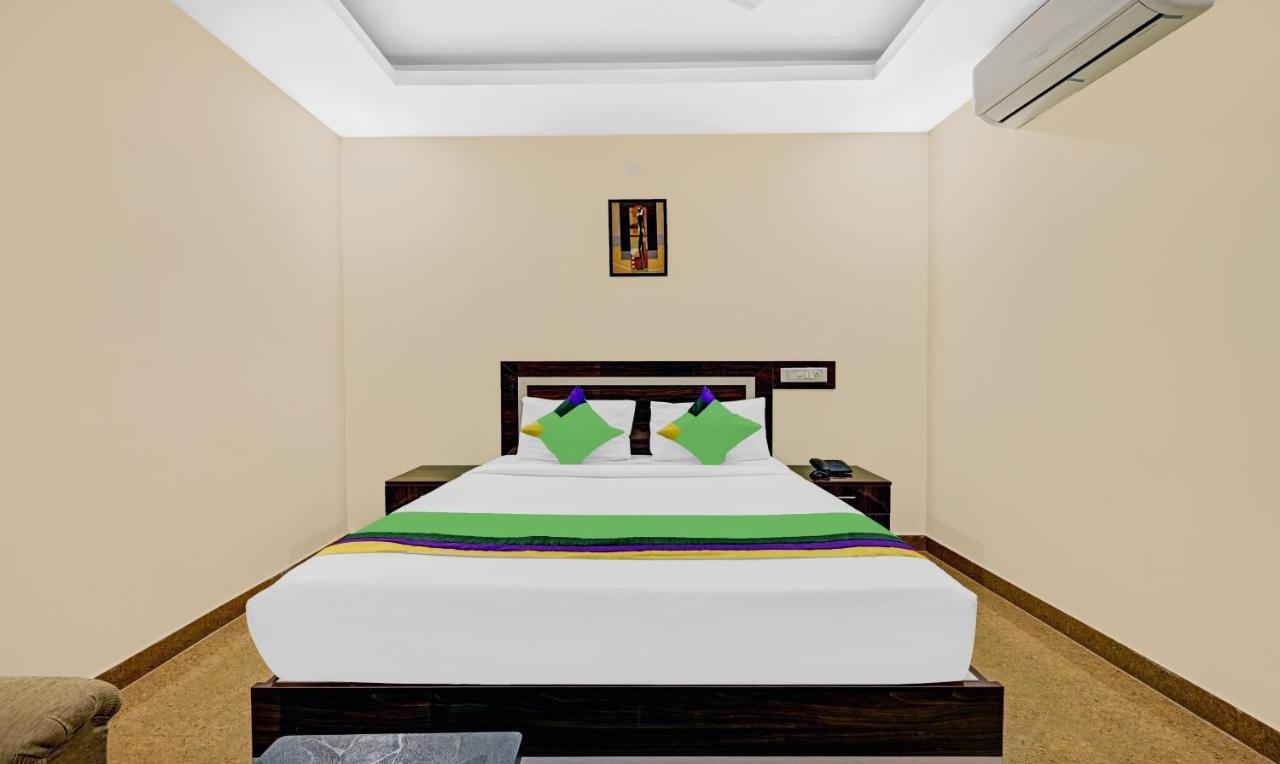Collection O Royal Suites Бангалор Екстериор снимка