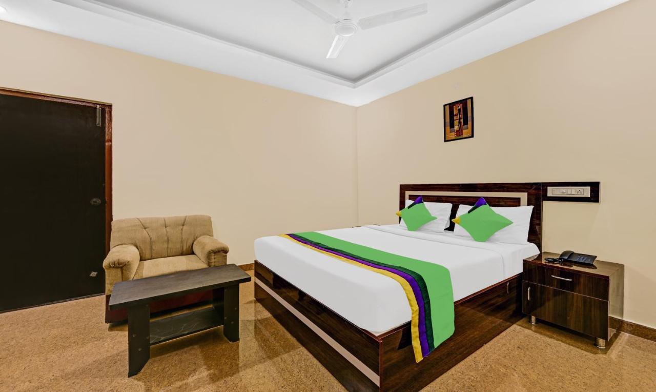 Collection O Royal Suites Бангалор Екстериор снимка